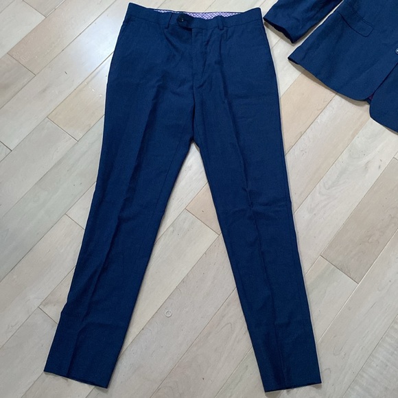 Princeton navy Italian wool boys 17-18 suit - Picture 3 of 13